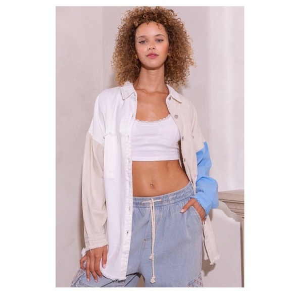 🌷NEW POL Half And Half Design Shacket With Balloon Style Sleeves🌷 - Picture 6 of 10